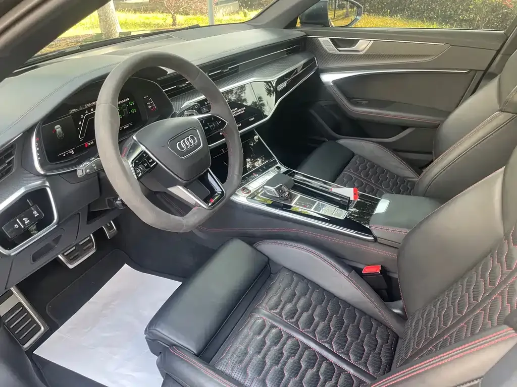 Audi RS 6 2022 из CN, фото 7