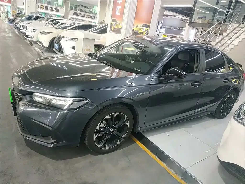 Honda Civic — фото 5