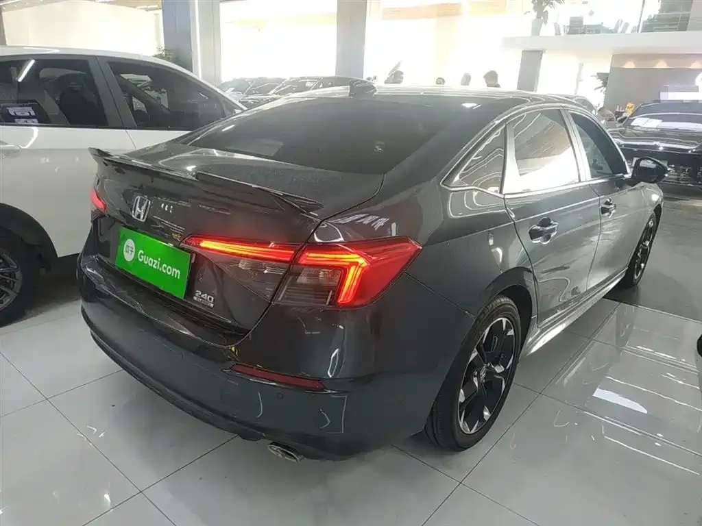 Honda Civic — фото 7