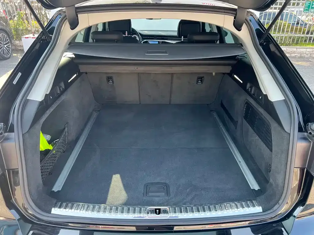 Audi A6 (Import) 2021 из CN, фото 8