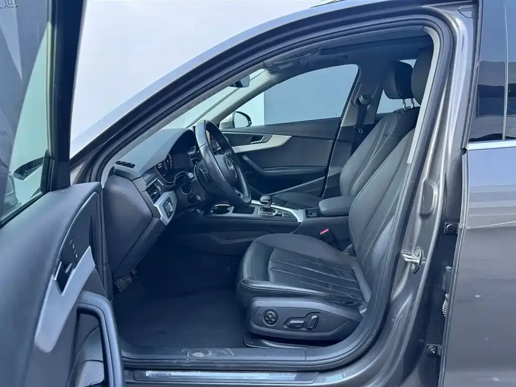 Audi A4 (Import) 2021 из CN, фото 6