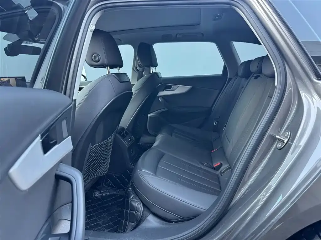 Audi A4 (Import) 2021 из CN, фото 7