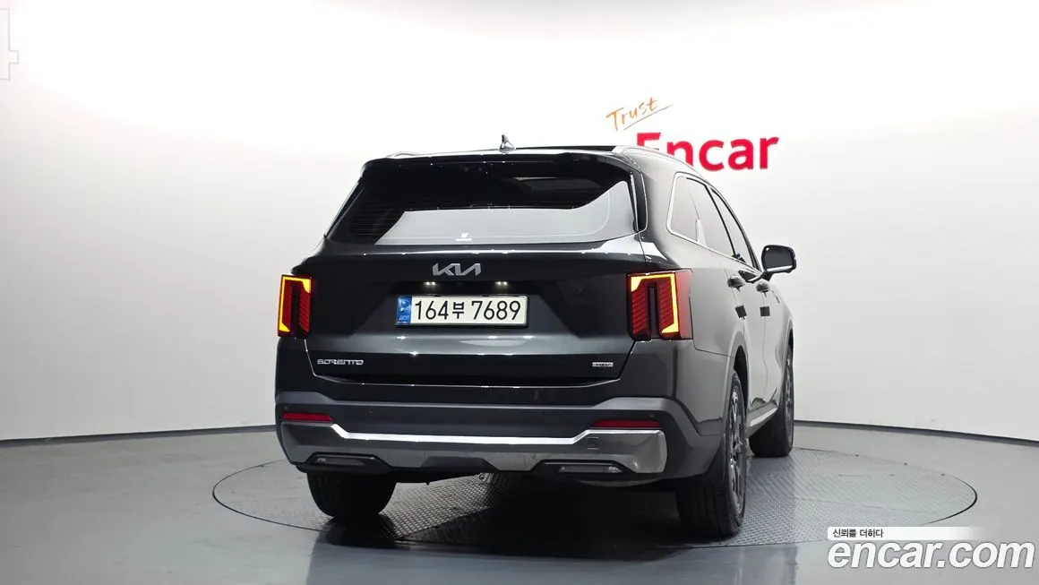 Kia Sorento — фото 4