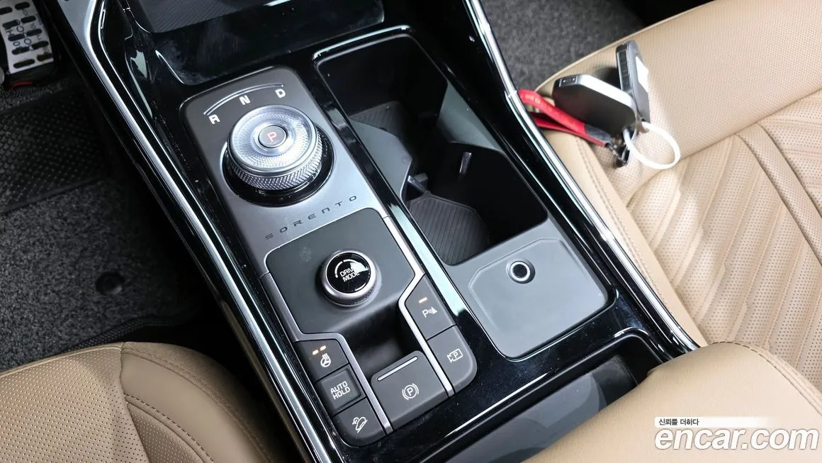 Kia Sorento — фото 9