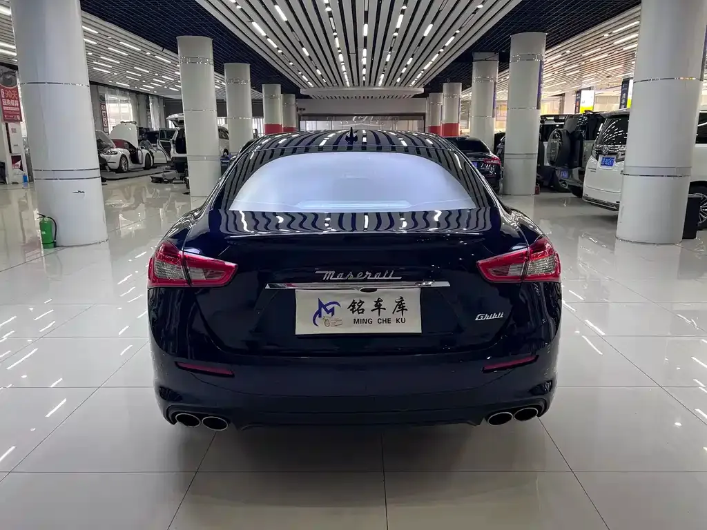 Maserati Ghibli — фото 8