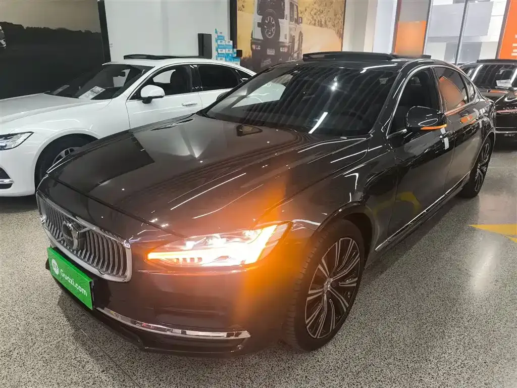 Volvo S90 2021 из CN, фото 1