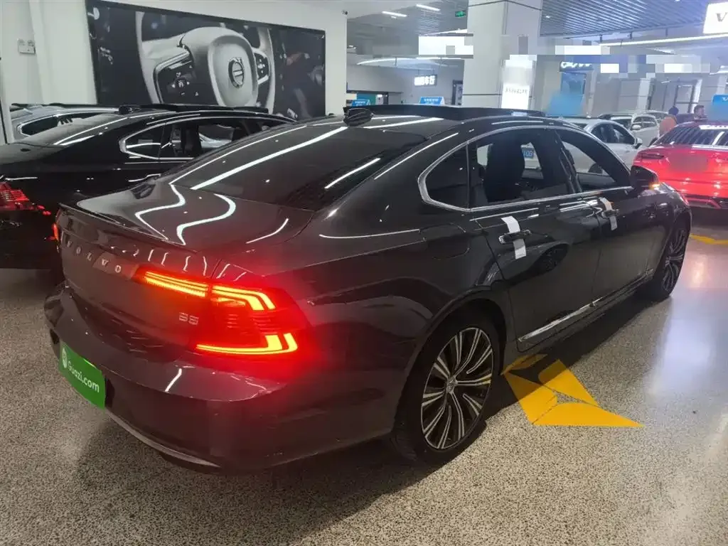 Volvo S90 2021 из CN, фото 7
