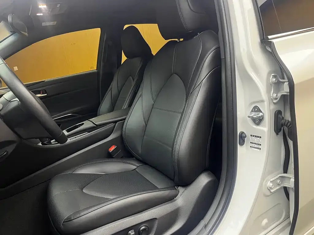 Toyota Avalon 2025 из CN, фото 4