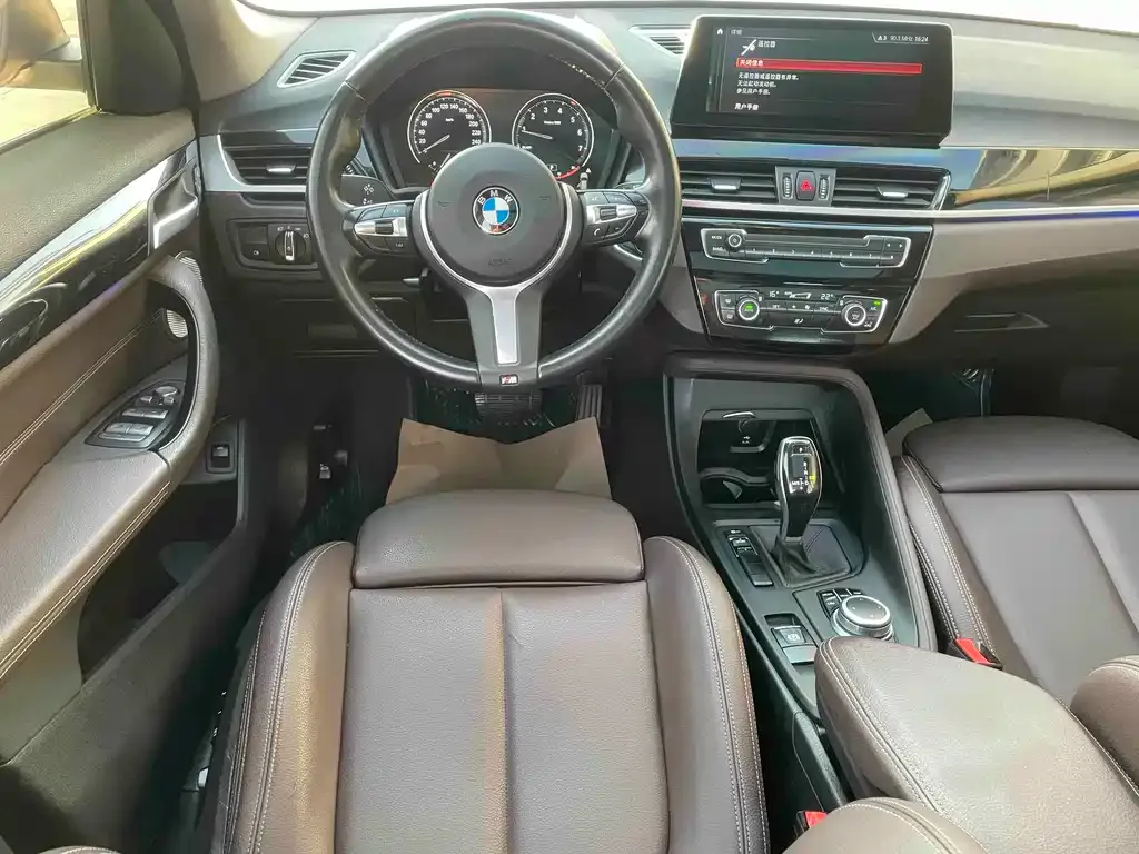 BMW X1 — фото 10