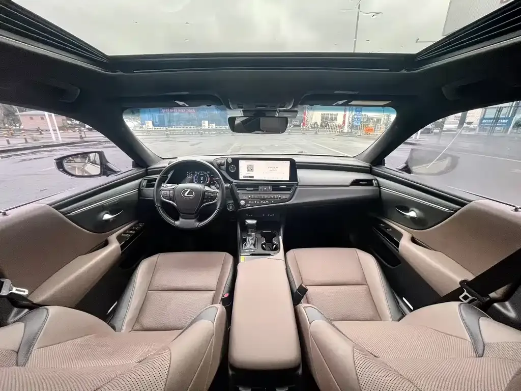 Lexus ES 2023 из CN, фото 8