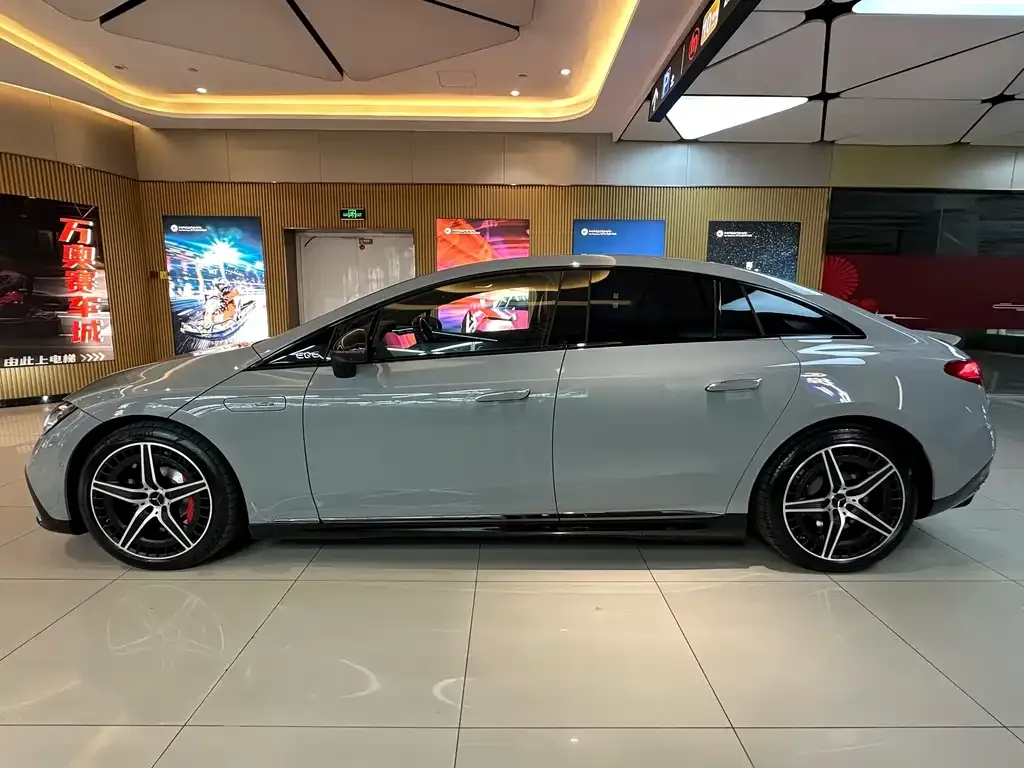 Mercedes-Benz EQE AMG 2023 из CN, фото 8
