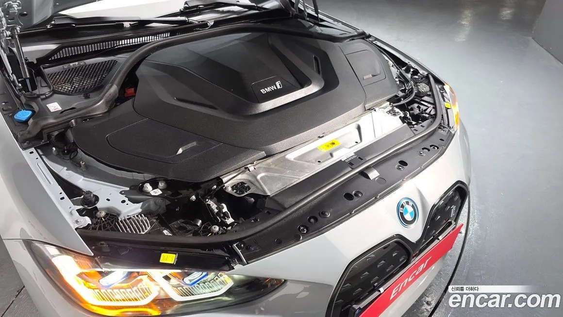 BMW i4 2024 из KR, фото 6