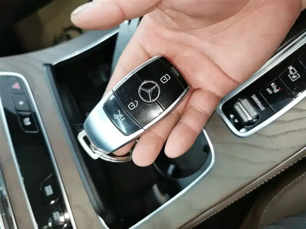 Mercedes-Benz E-Class 2021 из CN, фото 9
