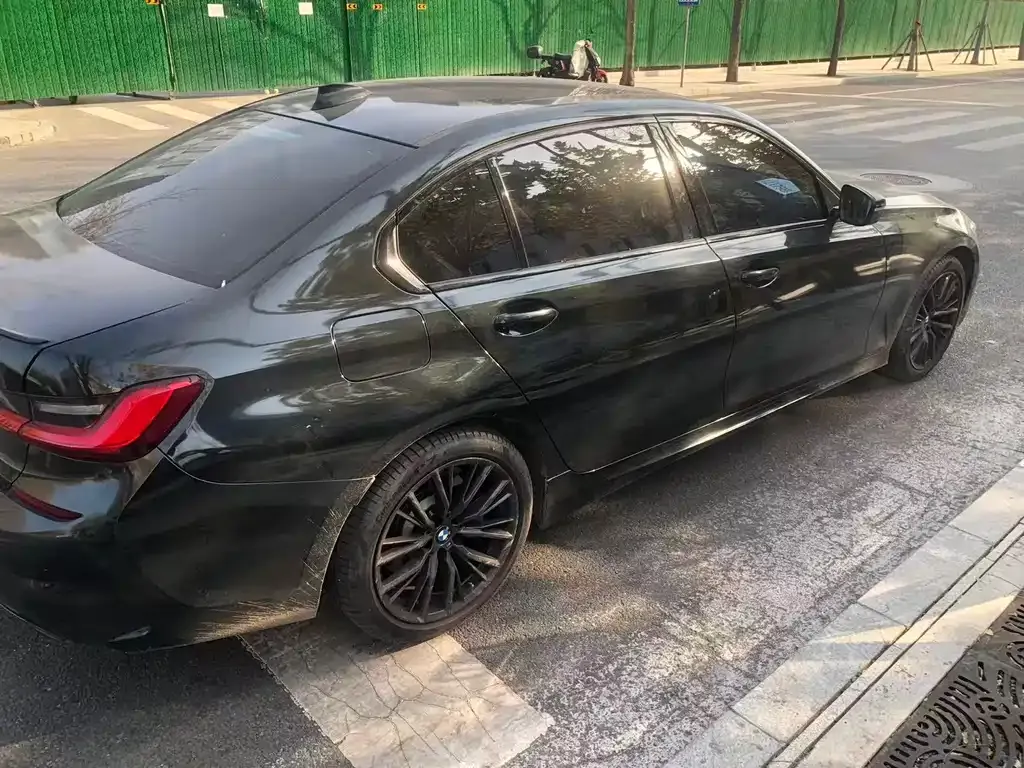 BMW 3 Series 2021 из CN, фото 4