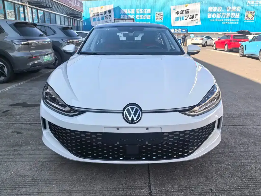 Volkswagen Lamando 2024 из CN, фото 1