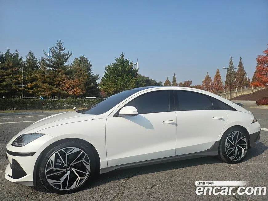 Hyundai Ioniq6 2023 из KR, фото 1