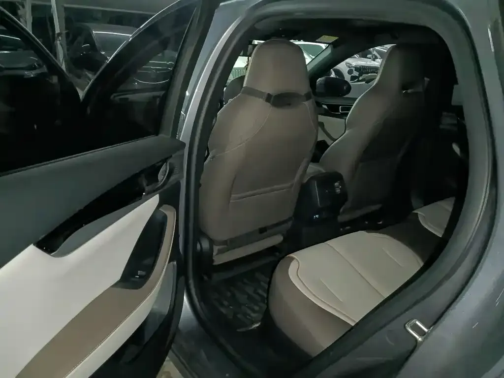 BYD Qin PLUS 2024 из CN, фото 8