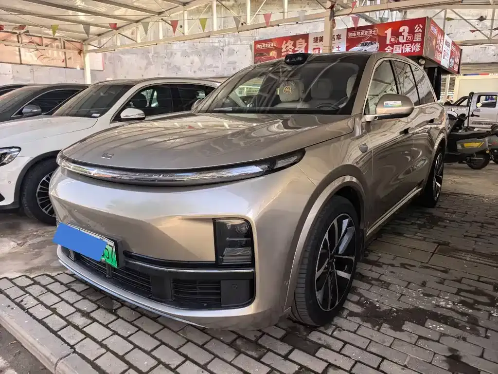 Li Auto L8 2023 из CN, фото 1