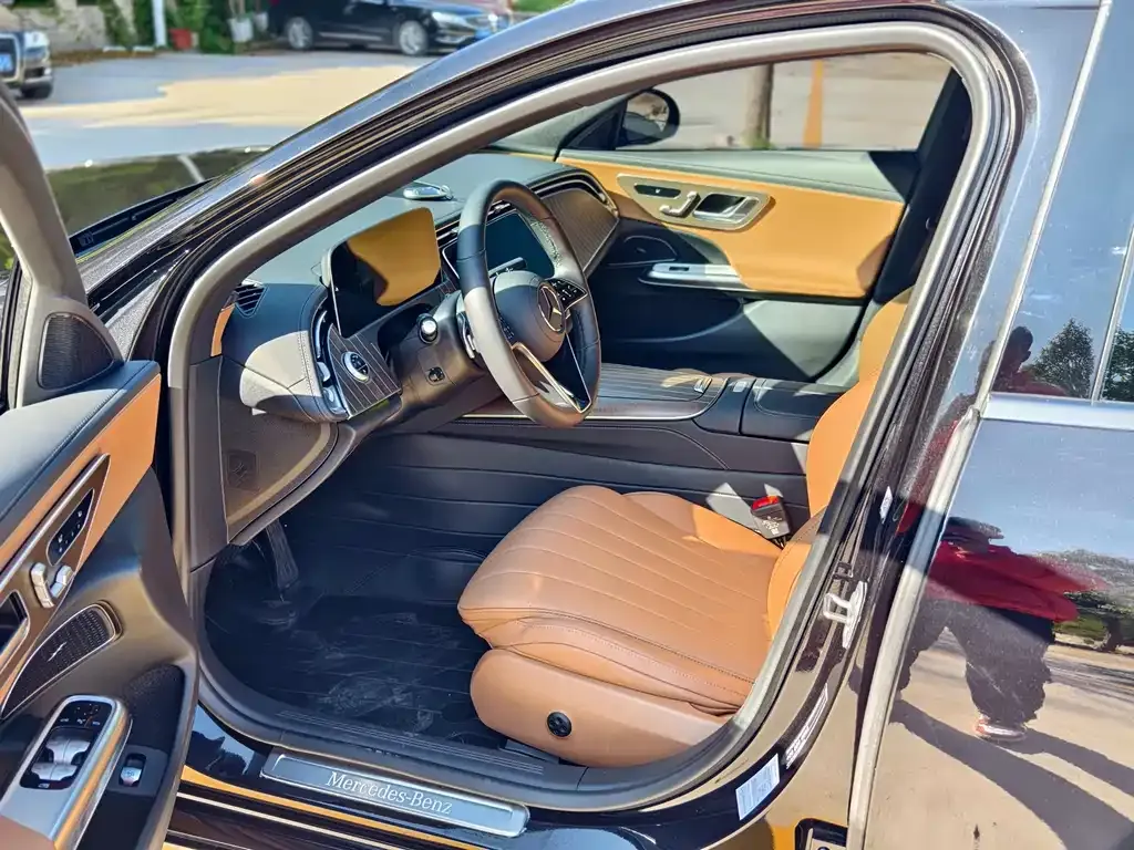 Mercedes-Benz E-Class 2025 из CN, фото 7