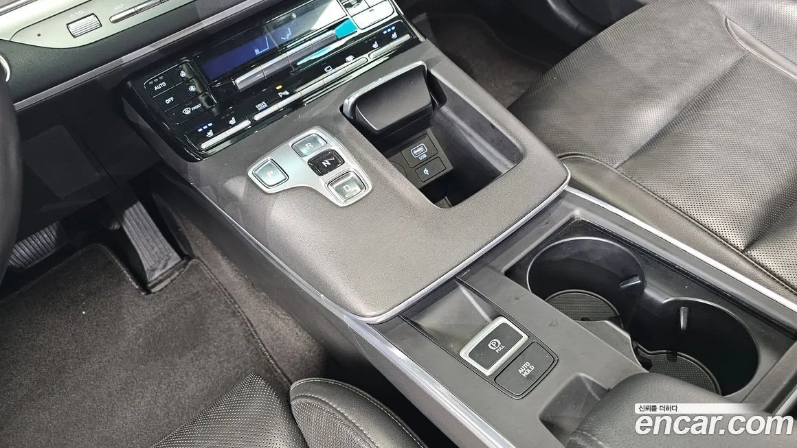 Hyundai Grandeur 2022 из KR, фото 9