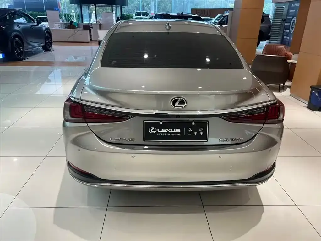 Lexus ES 2023 из CN, фото 6