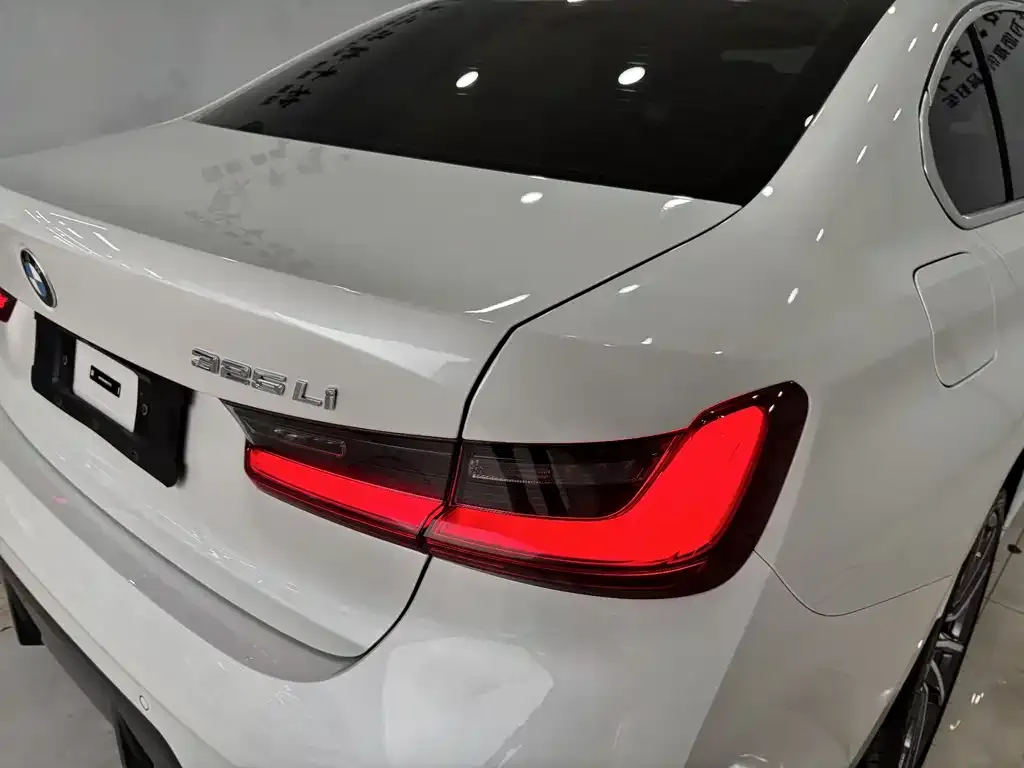 BMW 3 Series 2023 из CN, фото 9