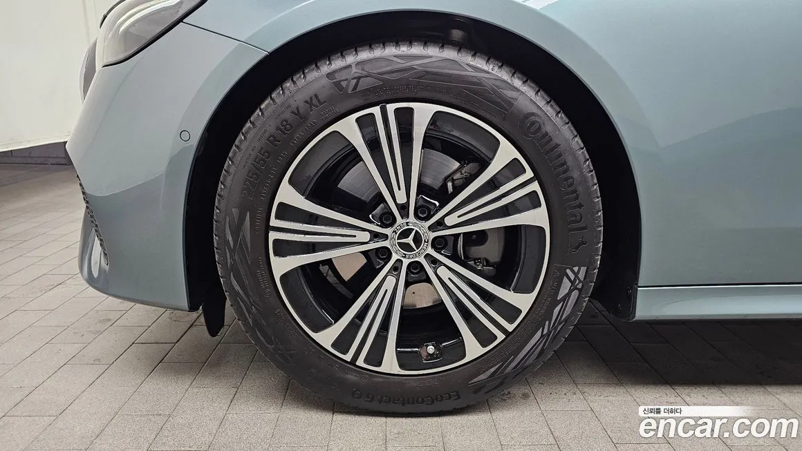 Mercedes-Benz E-Class 2025 из KR, фото 5