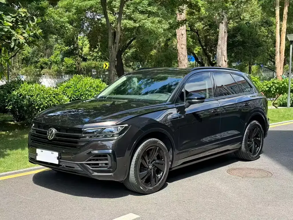 Volkswagen Touareg 2023 из CN, фото 2