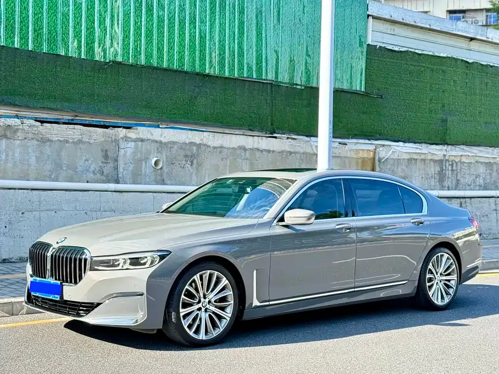 BMW 7 Series 2021 из CN, фото 1