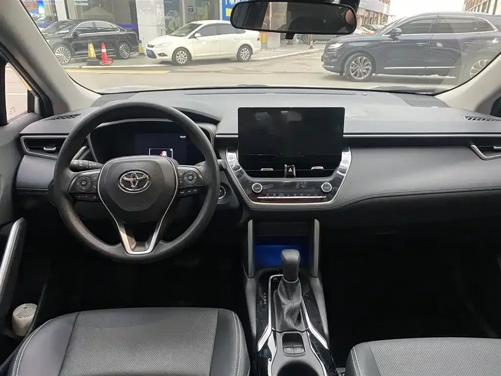 Toyota Frontlander 2023 из CN, фото 6