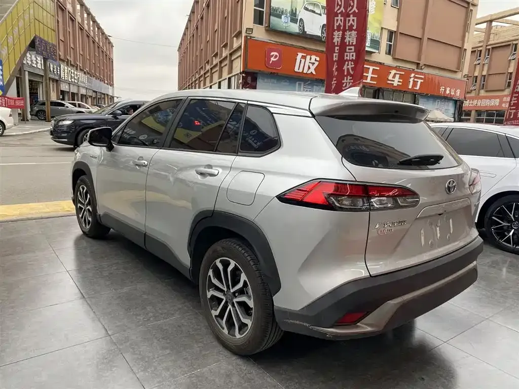 Toyota Frontlander 2023 из CN, фото 7