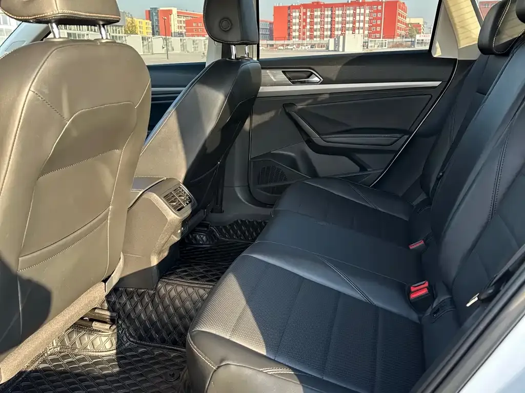 Volkswagen Lavida 2022 из CN, фото 6