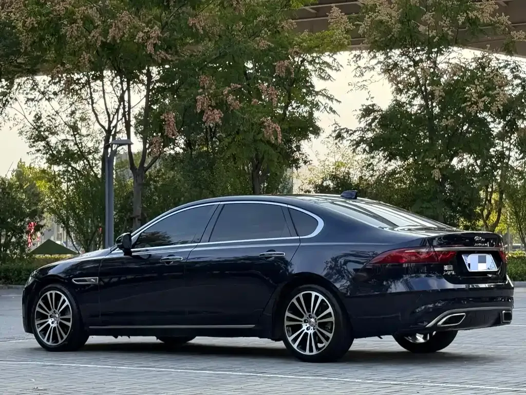 Jaguar XFL 2022 из CN, фото 7