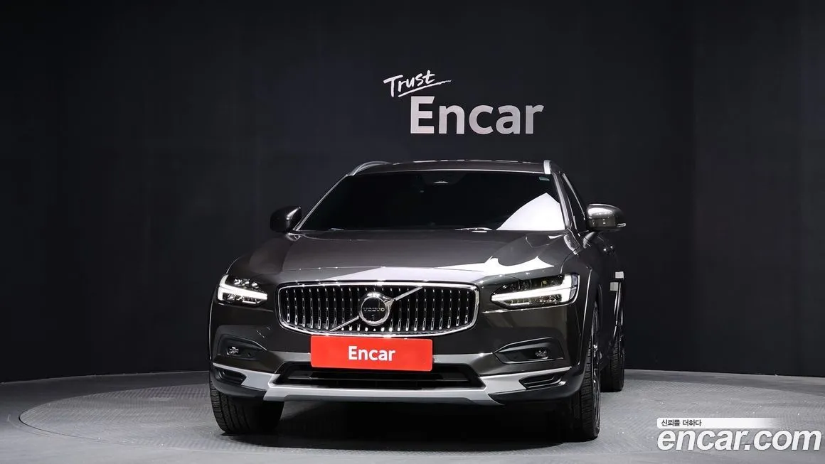 Volvo V90 2023 из KR, фото 3