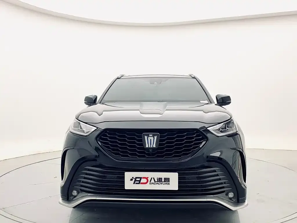 Toyota Crown Kluger 2021 из CN, фото 2