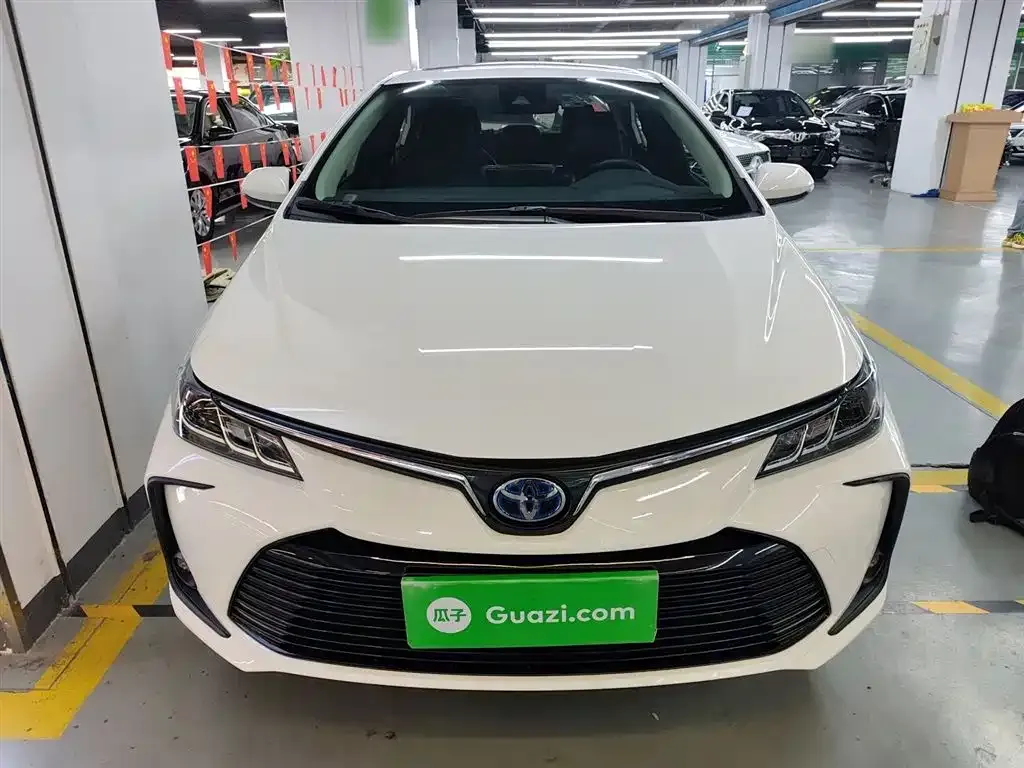 Toyota Corolla 2023 из CN, фото 3