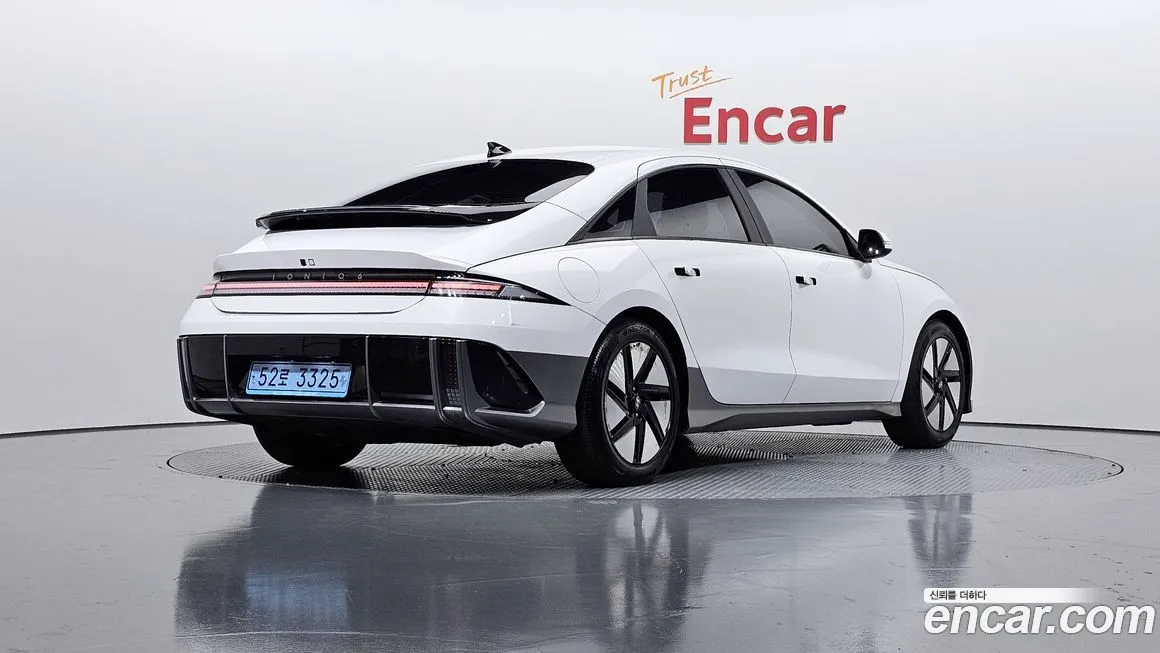 Hyundai Ioniq6 2023 из KR, фото 2