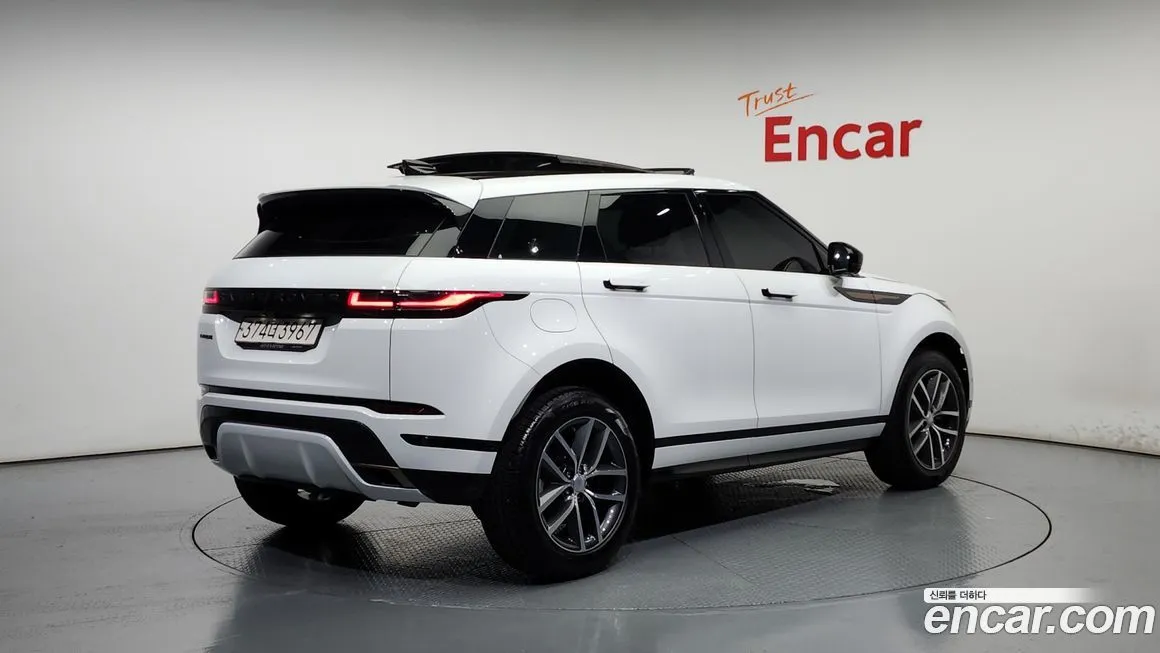 [object Object] Range Rover Evoque 2024 из KR, фото 2