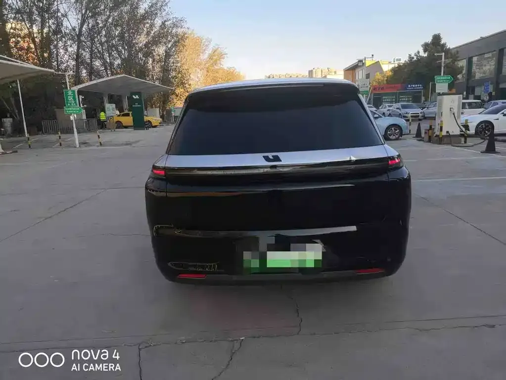 Li Auto L8 2024 из CN, фото 8