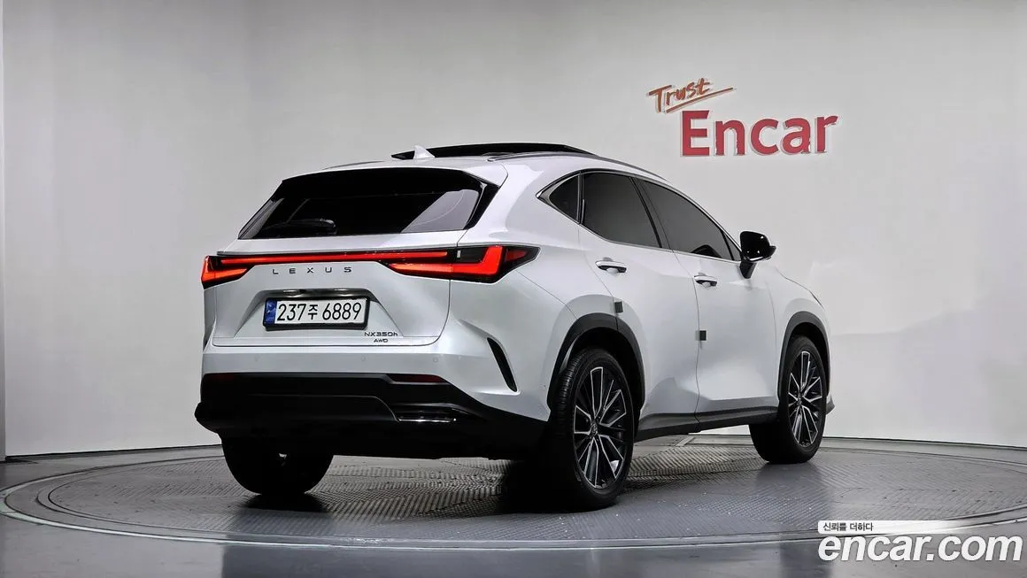 Lexus NX 2025 из KR, фото 2