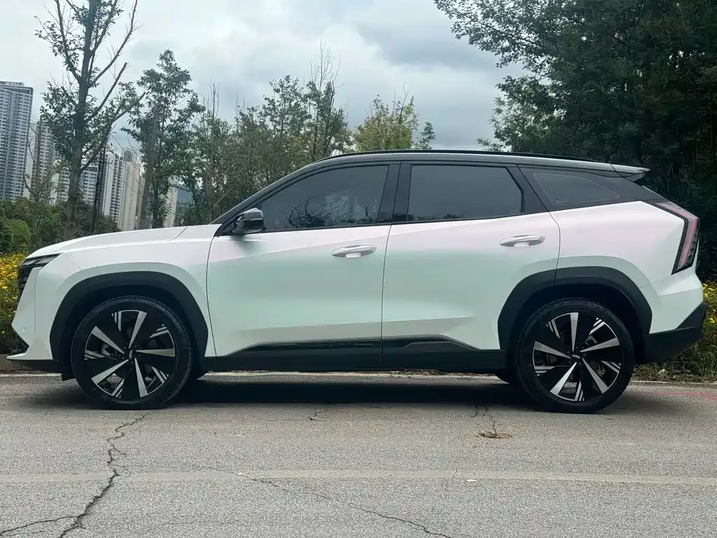 Geely Boyue L 2023 из CN, фото 3