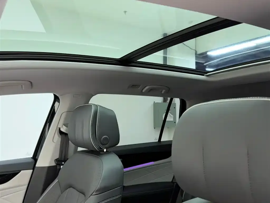 Volkswagen Teramont 2025 из CN, фото 10