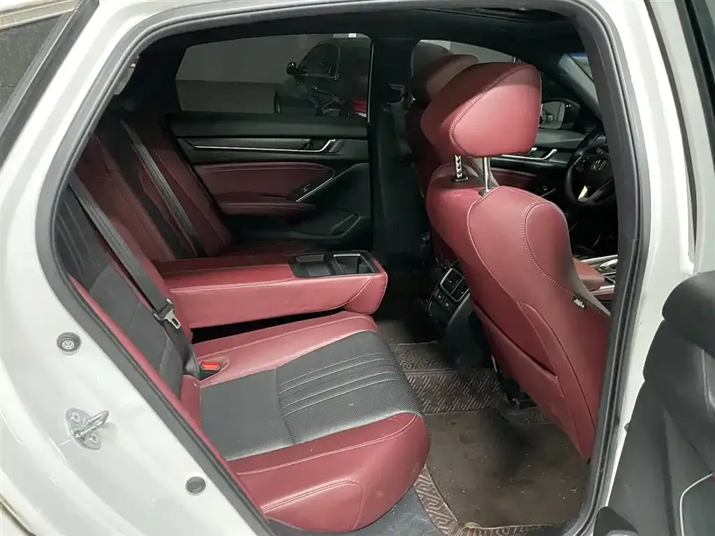 Honda Inspire 2023 из CN, фото 10