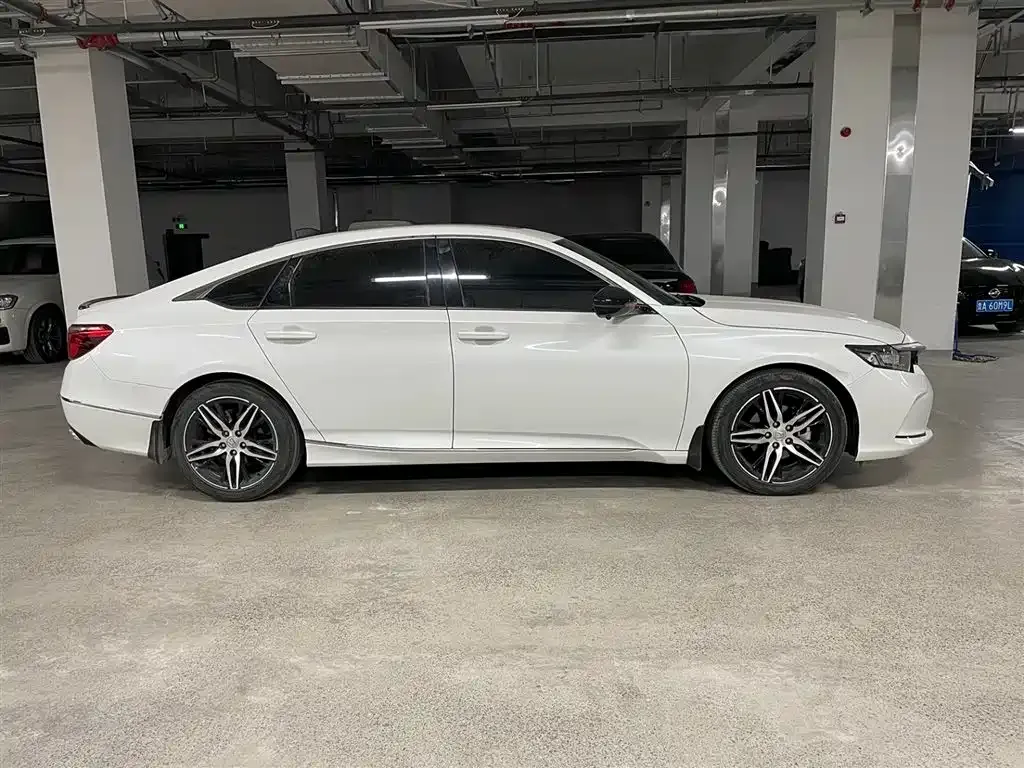 Honda Inspire 2023 из CN, фото 3