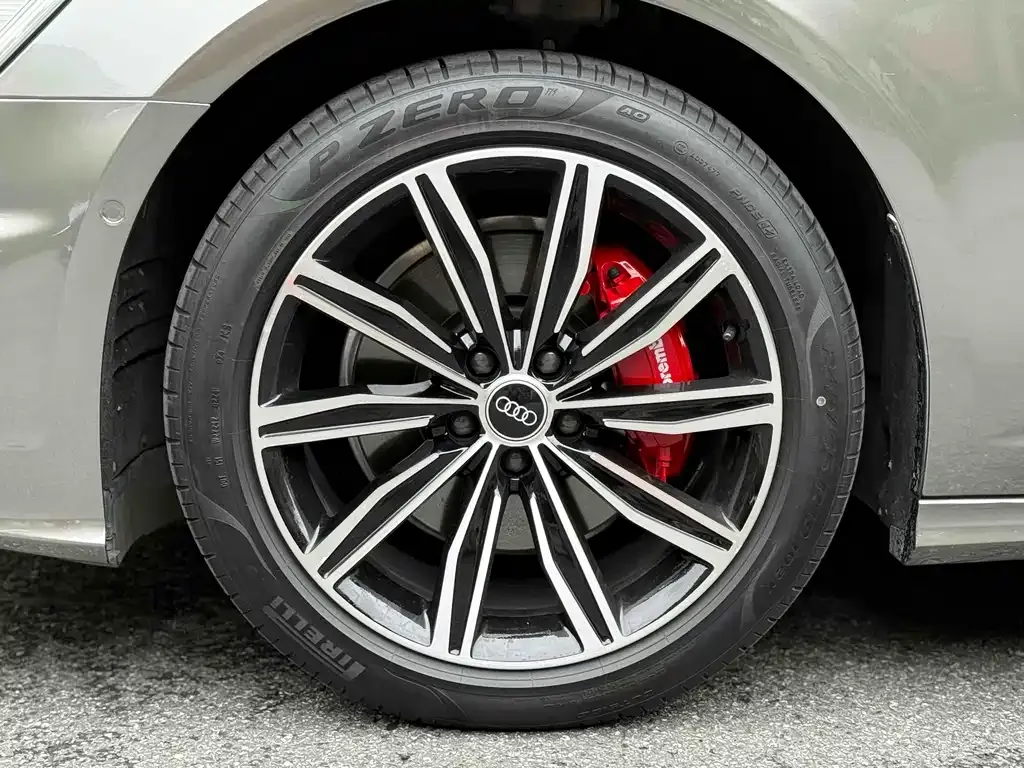 Audi A6L 2024 из CN, фото 9