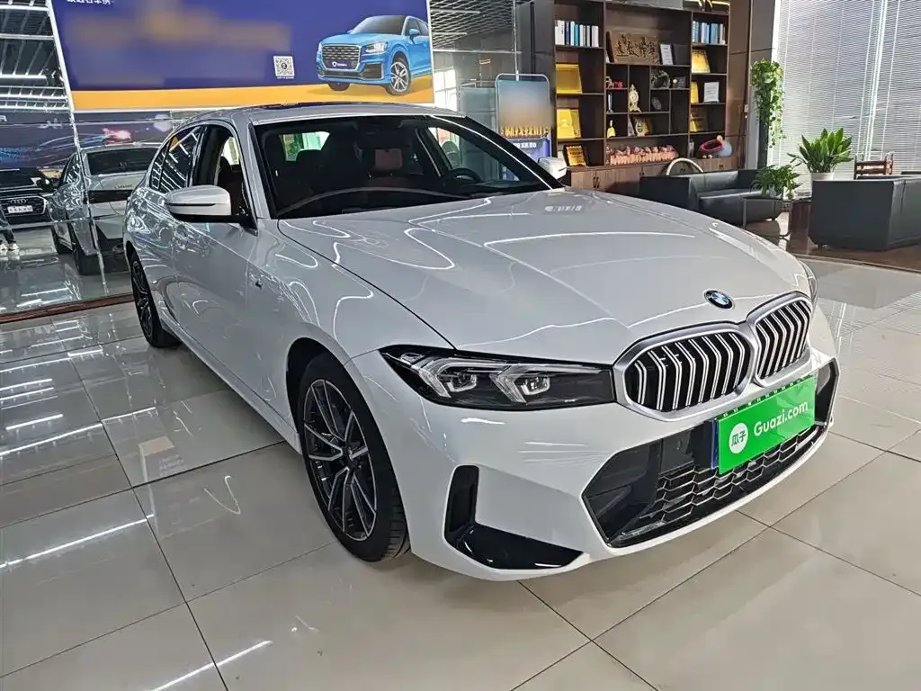 BMW 3 Series 2024 из CN, фото 4