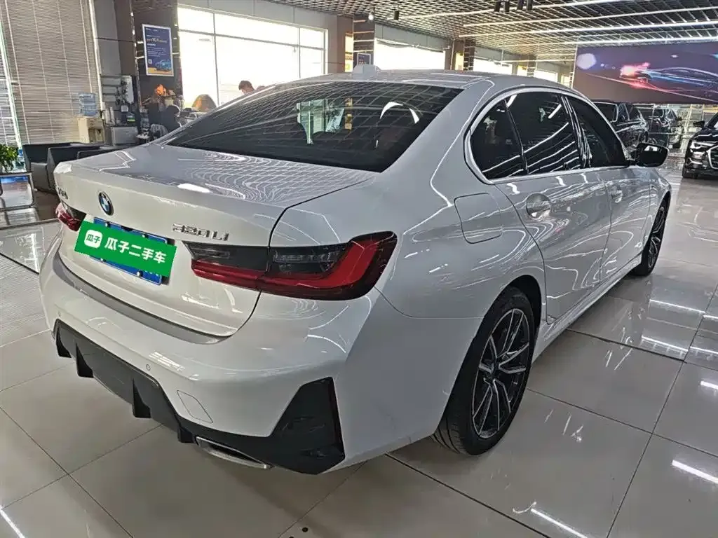 BMW 3 Series 2024 из CN, фото 7