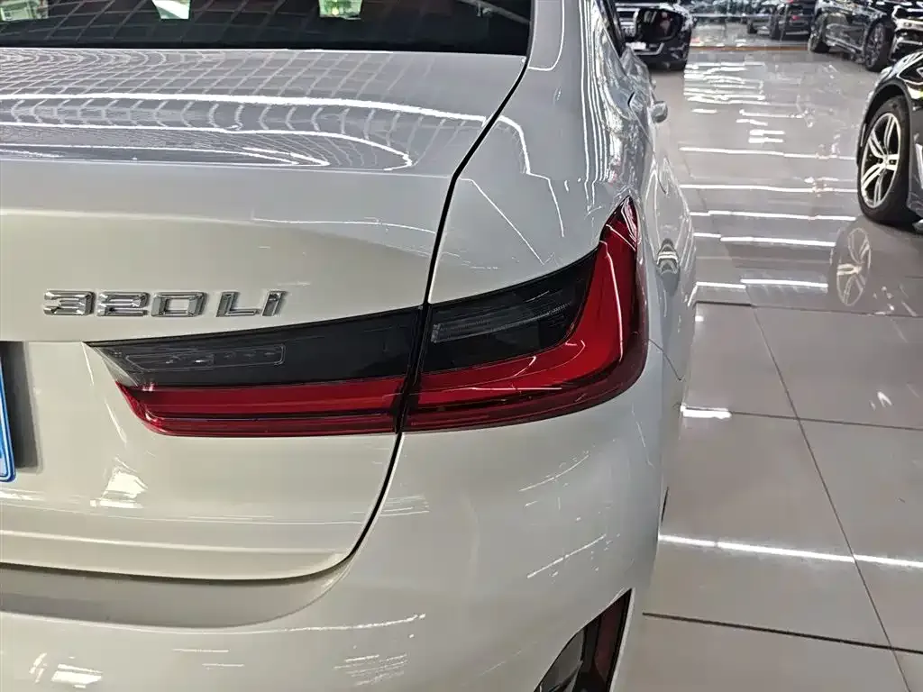 BMW 3 Series 2024 из CN, фото 8