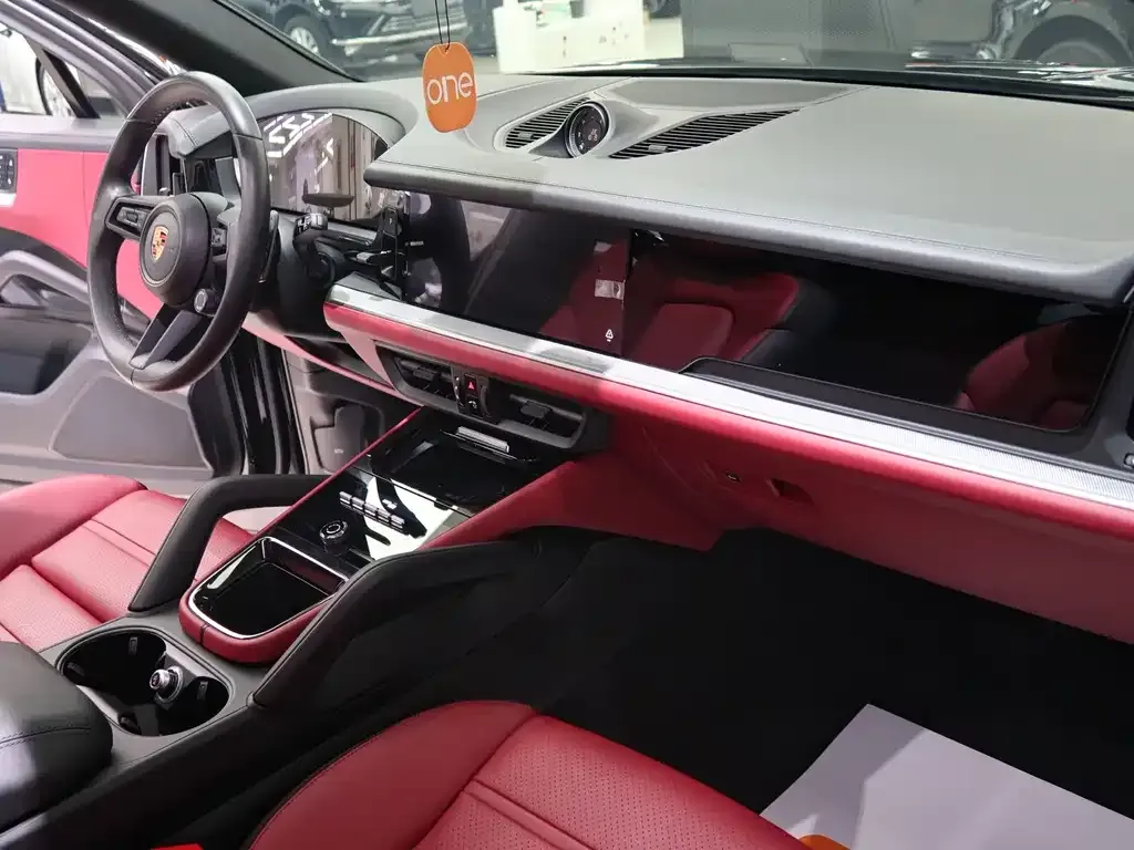 Porsche Cayenne 2024 из CN, фото 7