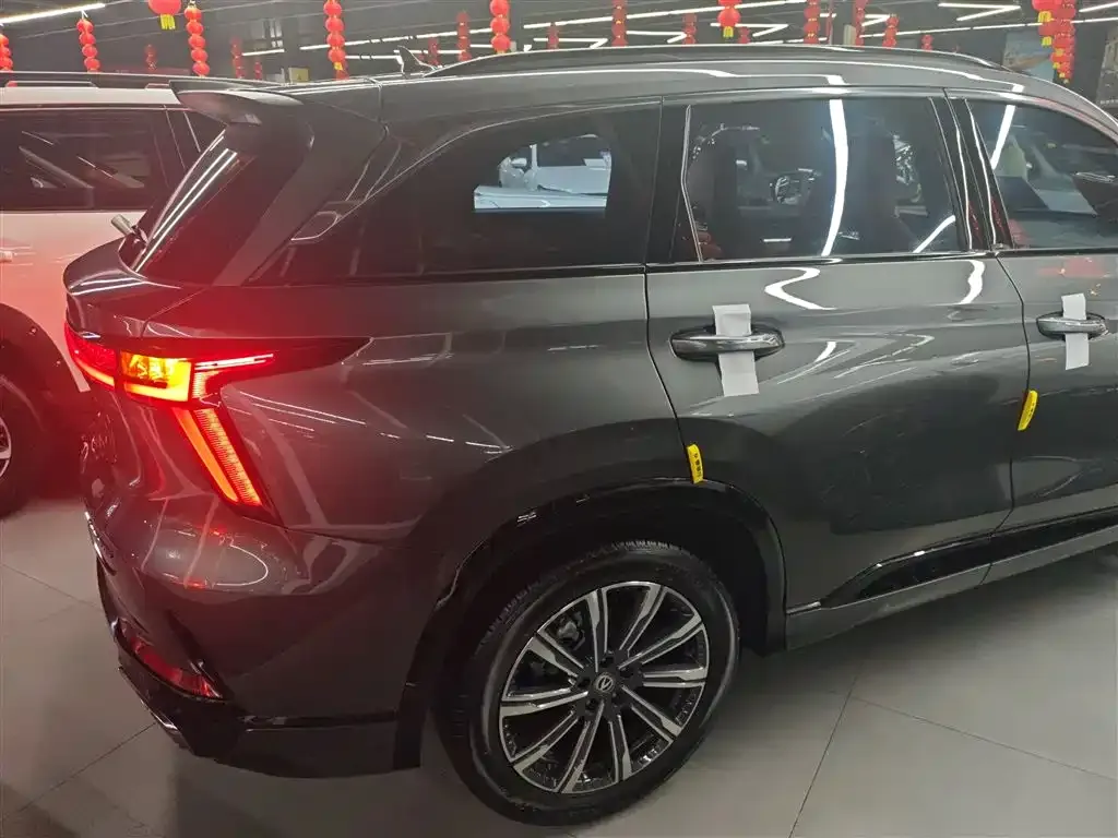 Changan CS75PLUS — фото 7